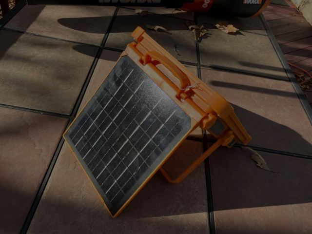 Tusk LED Solar Work Light, chithunzi 2